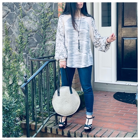 Soft Boho chic Tie dye print top with Contrasts - Picture 3 of 5